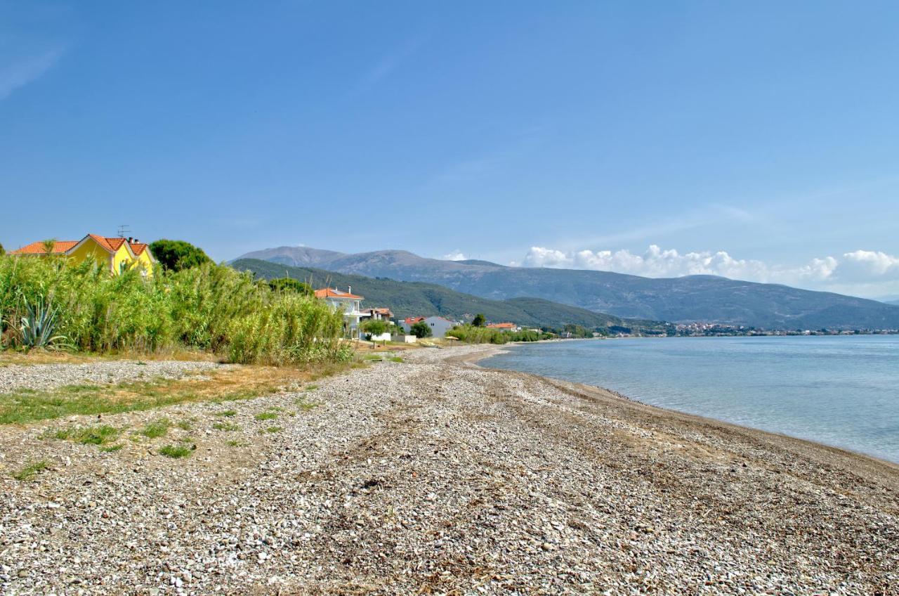 Epipleon Luxury Suites -105- Δωμάτιο 35Τμ Με Βεράντα 35Τμ Μπροστά Στη Θάλασσα Nafpaktos Exterior foto